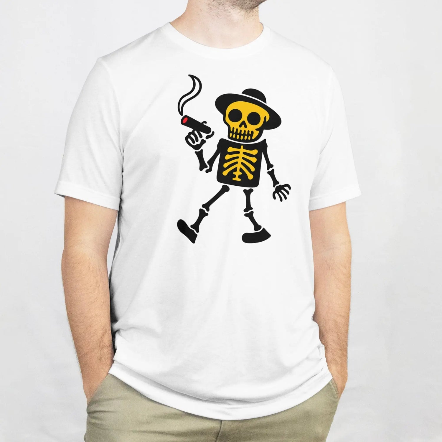 Klassinen valkoinen printti t-paita - Miesten Paidat.fi