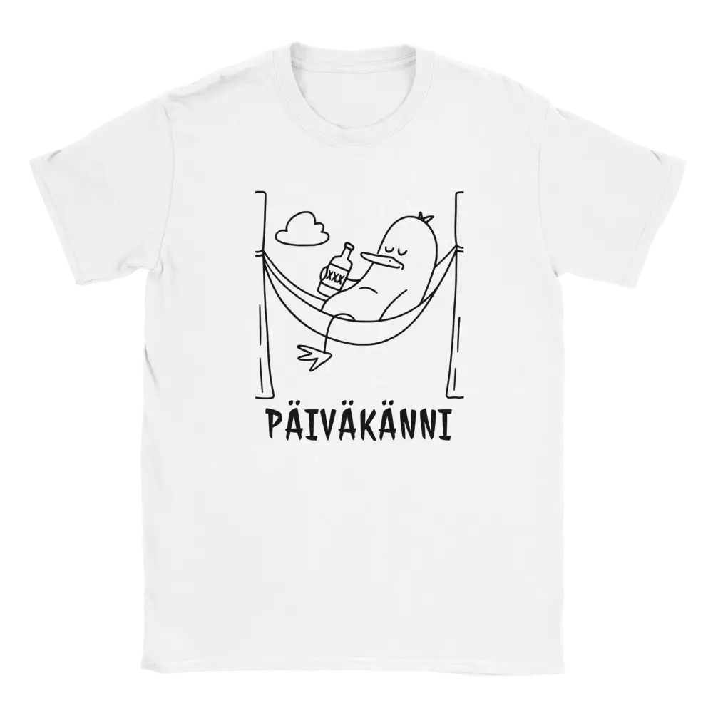 Valkoinen lyhythihainen T-paita, jossa ankka rentoutuu hängaajassa ja juo pulloa