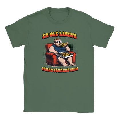 Green T-shirt featuring a man in an armchair holding pizza beside the Finnish words En ole lihava.