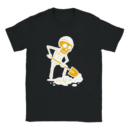 Lapiomies T-paita mustavalkoinen crewneck T-paita luurankokuvio kaivamassa kuoppaa