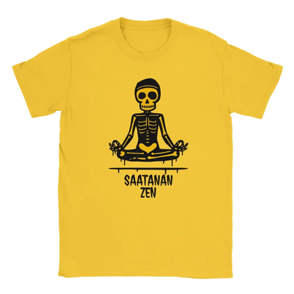 Keltainen t-paita, jonka printissä risti-istunnassa meditoiva luuranko ja Saatanan Zen -teksti.