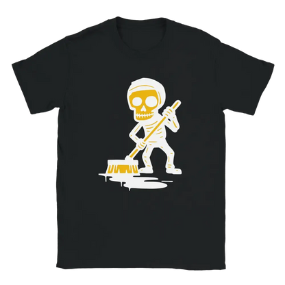 Musta T-paita Talkkari Skeleton-hahmolla lakaisee lätäkköä, tuote shown