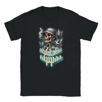 Black T-shirt featuring a skull wearing a hat amid smoke beside the Finnish words Tupakointi tappaa.
