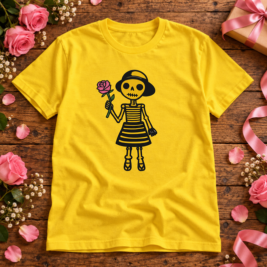 Themed flat-lay photograph of Tyttö ja Ruusu - Naisten T-paita with accessories related to its printed design.